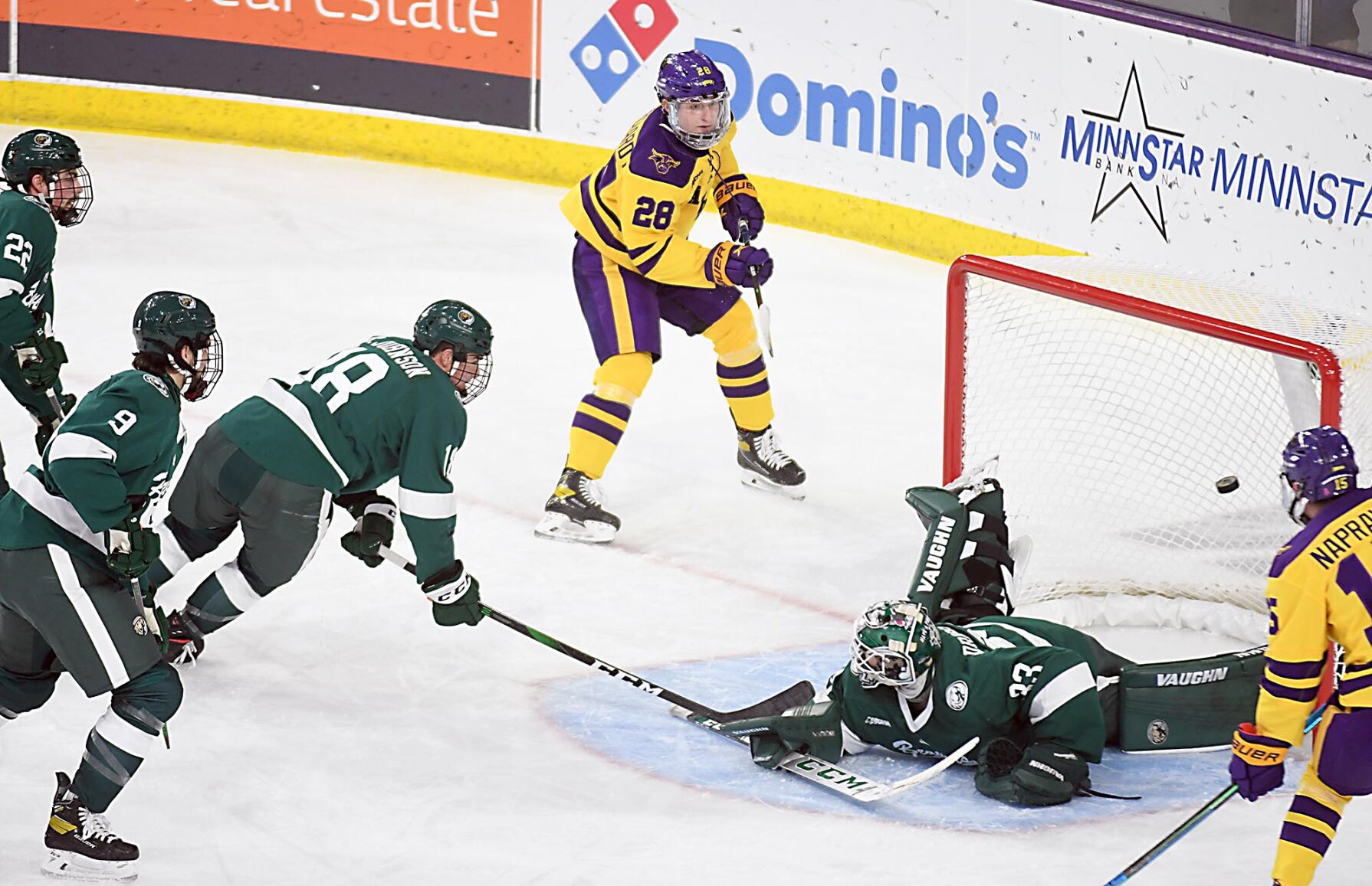 MSU men's hockey review 4